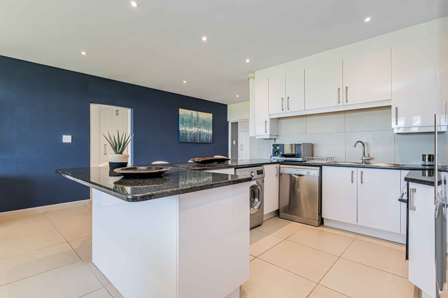 To Let 3 Bedroom Property for Rent in Camps Bay Western Cape